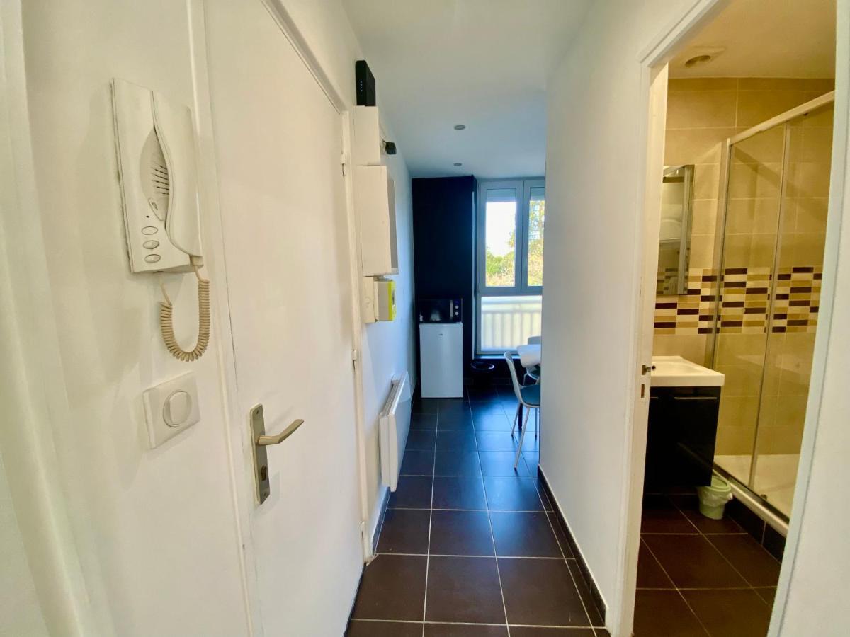 Residence 4T - 33 Bis Avenue Gaston Chauvin Aulnay-sous-Bois Exterior foto